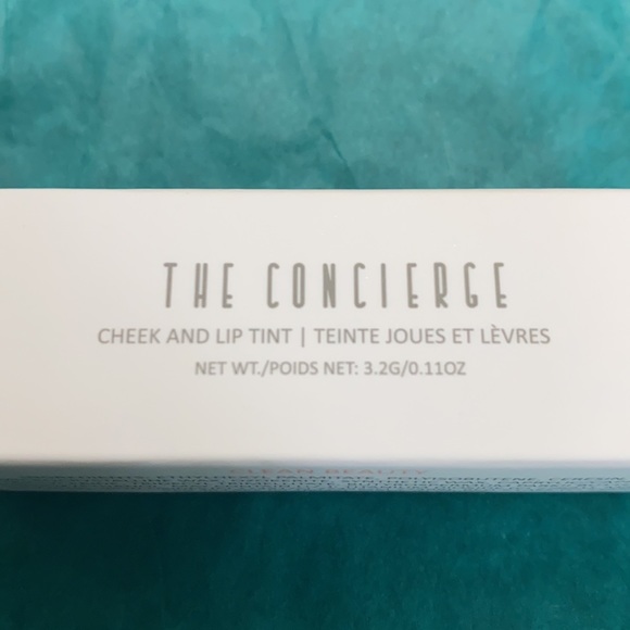 The Concierge Cheek and Lip Tint by Floss Beauty - Picture 3 of 3
